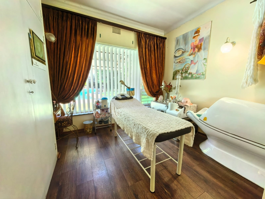 5 Bedroom Property for Sale in Sasolburg Ext 4 Free State